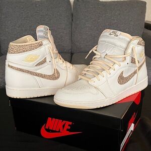 Air Jordan 1 Retro High
OG 'Craft - Vibrations of Naija'